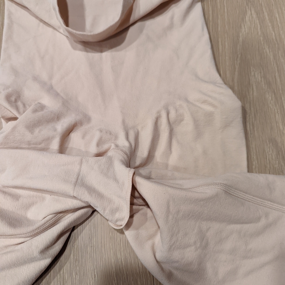 Cream Shapewear - Picture 3 of 5